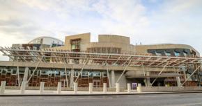 Care home staff rallying at Holyrood will meet ministers