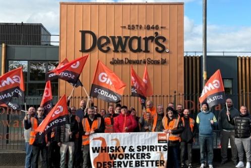 Whisky workers strike over holiday threat