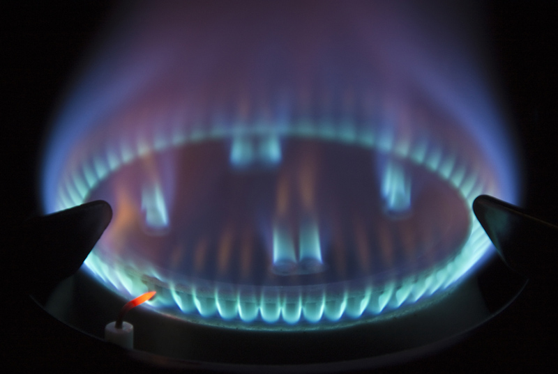 Gas